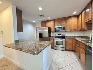 808 3RD AVENUE W 301, Bradenton, FL 34205