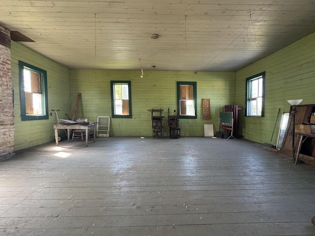 2897 COUNTY ROAD A, Oconto, WI 54153