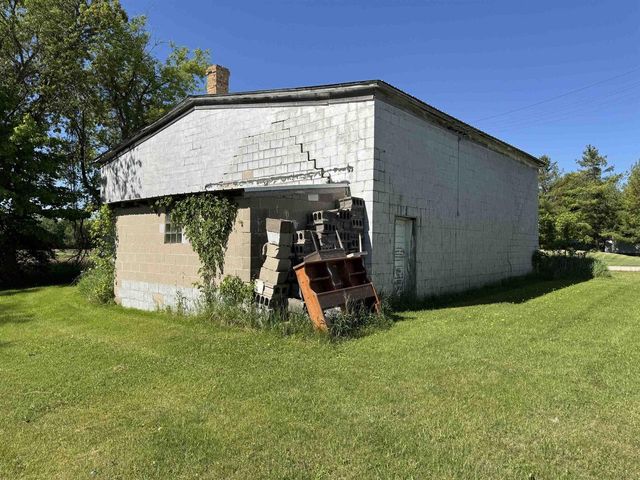 2897 COUNTY ROAD A, Oconto, WI 54153