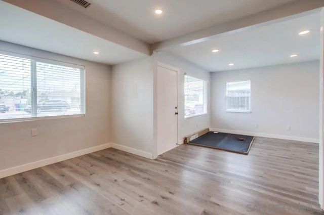 6375 Thorn St, San Diego, CA 92115