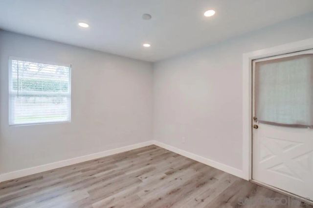 6375 Thorn St, San Diego, CA 92115