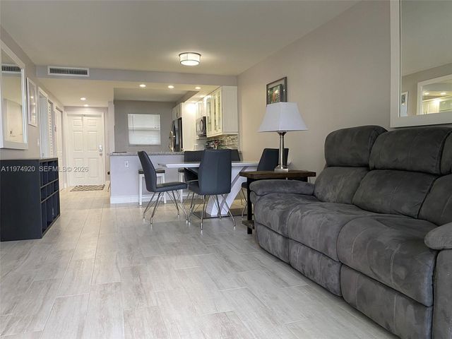 2929 S Ocean Blvd 5090, Boca Raton, FL 33432