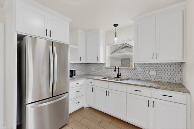 1518 Oak Street, Grand Prairie, TX 75050