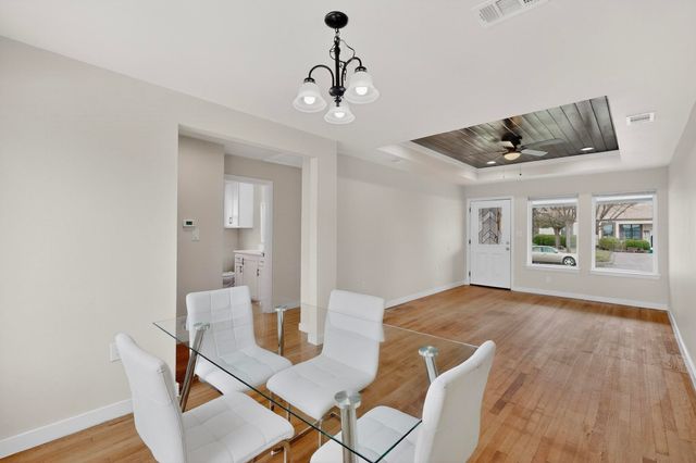 1518 Oak Street, Grand Prairie, TX 75050