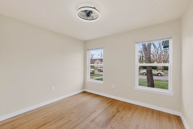 1518 Oak Street, Grand Prairie, TX 75050