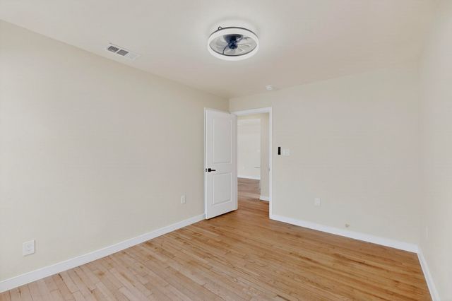 1518 Oak Street, Grand Prairie, TX 75050