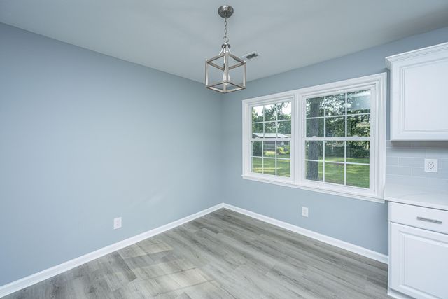 104 Forest Lane, Summerville, SC 29486