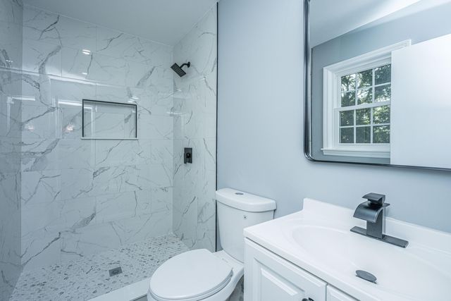 104 Forest Lane, Summerville, SC 29486