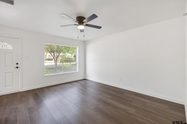 1538 N Hill, Tyler, TX 75702