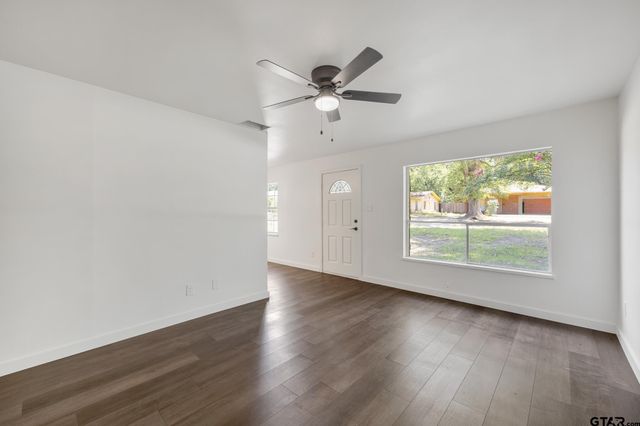1538 N Hill, Tyler, TX 75702