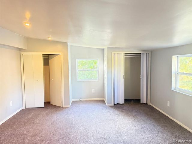 22851 Colgate Street, Farmington, MI 48336