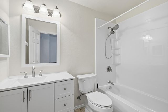 205 Broken Arrow, Krum, TX 76249