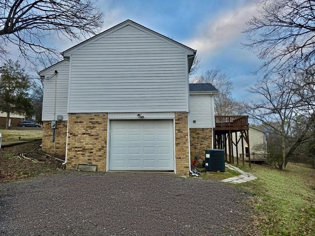 618 Debbie Dr, Hermitage, TN 37076