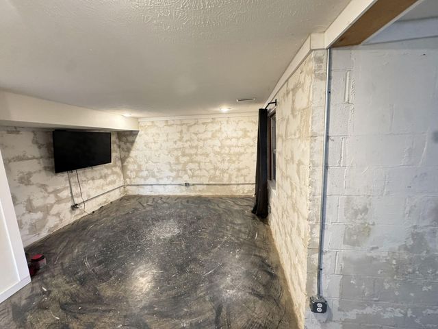 618 Debbie Dr, Hermitage, TN 37076