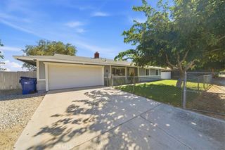 16523 Mackennas Gold Avenue, Lake Los Angeles, CA 93591