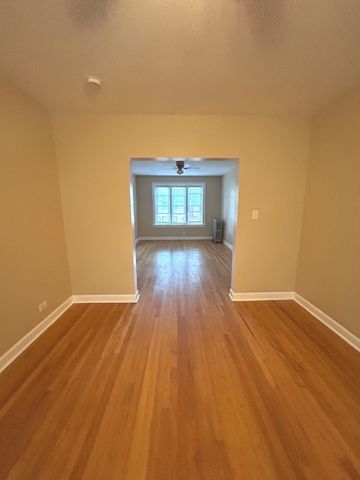 221 E 78th Street 2, Chicago, IL 60619