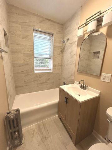 221 E 78th Street 2, Chicago, IL 60619