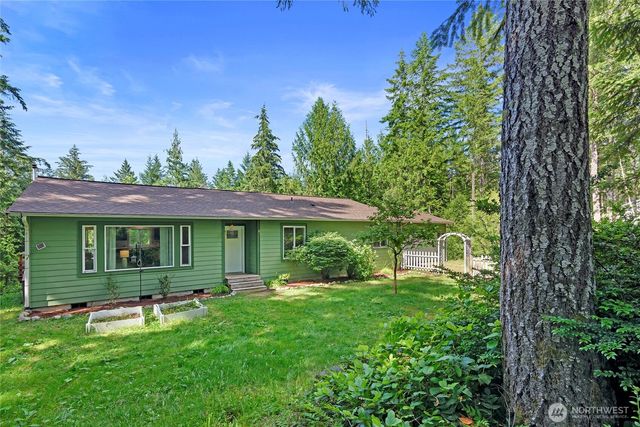 2809 Rainhaven Drive NW, Seabeck, WA 98380
