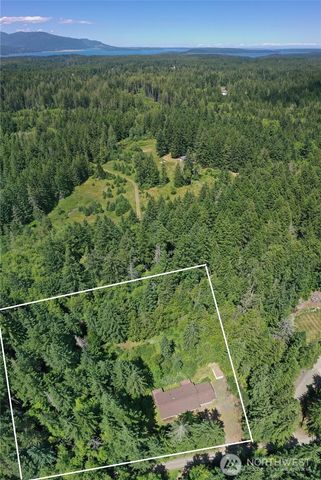 2809 Rainhaven Drive NW, Seabeck, WA 98380