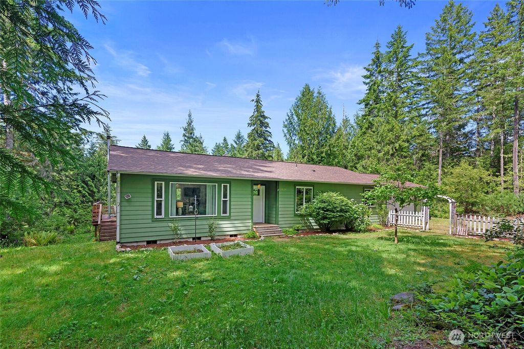 2809 Rainhaven Drive NW, Seabeck, WA 98380