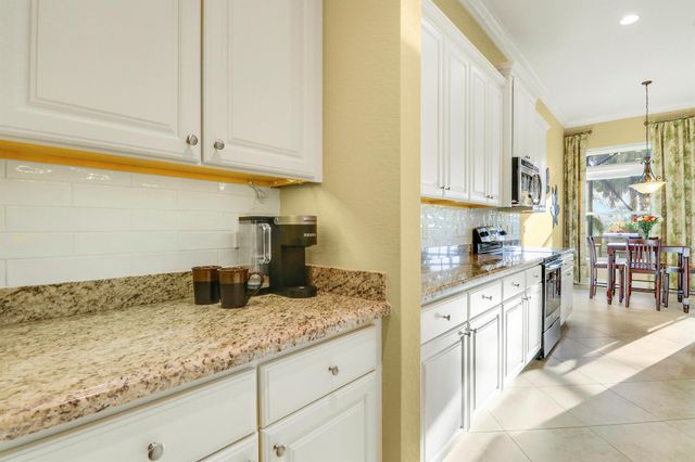 16988 SW Ambrose Way, Port St Lucie, FL 34986