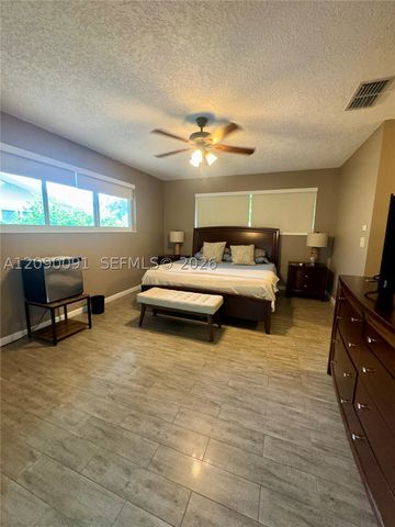 8800 SW 151st St 0, Palmetto Bay, FL 33176