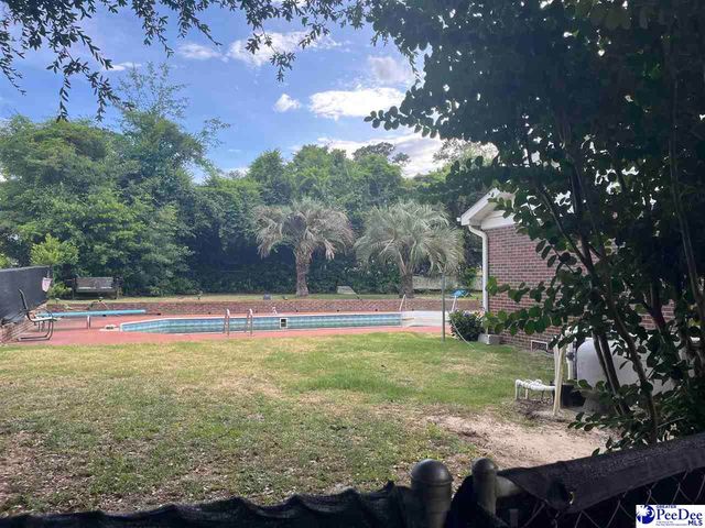 1408 E Jackson St, Dillon, SC 29536