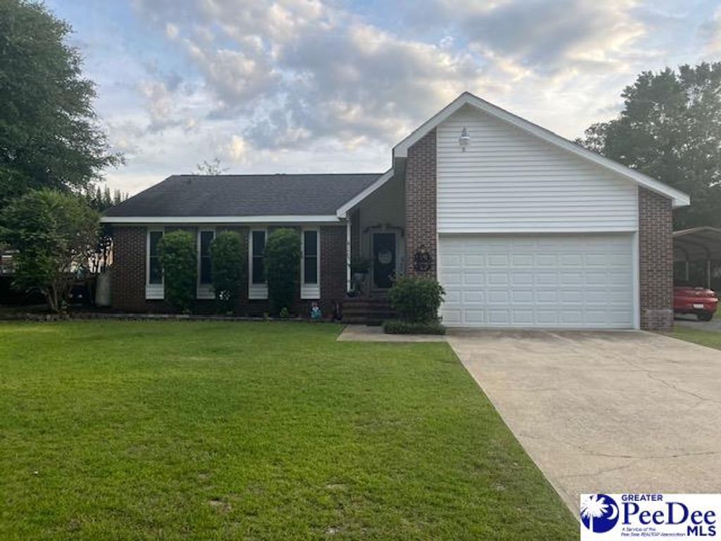 1408 E Jackson St, Dillon, SC 29536