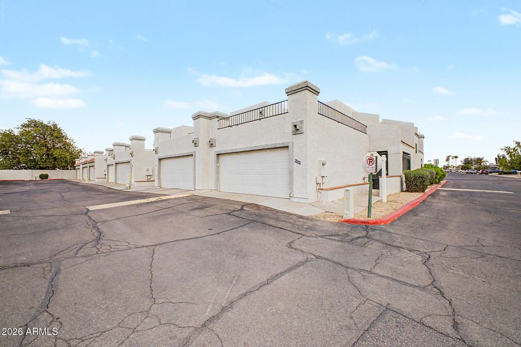 9249 N 47TH Drive, Glendale, AZ 85302 — photo 3