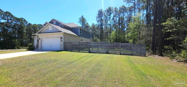 7071 Flintwood St, Navarre, FL 32566