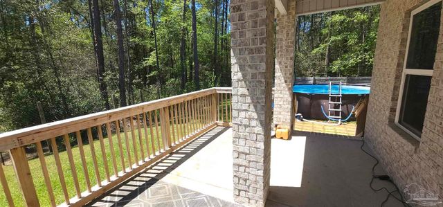 7071 Flintwood St, Navarre, FL 32566