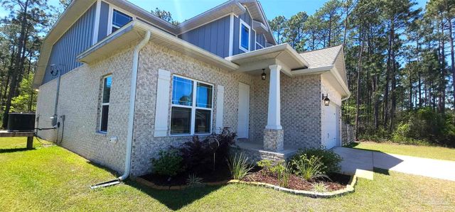 7071 Flintwood St, Navarre, FL 32566