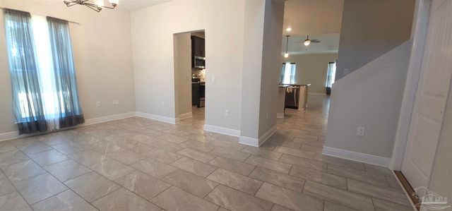 7071 Flintwood St, Navarre, FL 32566