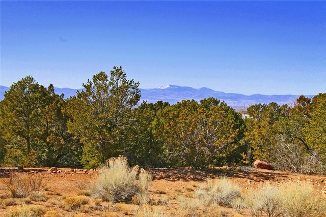 300 Brownell Howland, Santa Fe, NM 87501