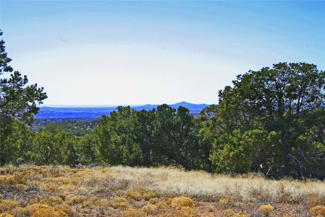 300 Brownell Howland, Santa Fe, NM 87501