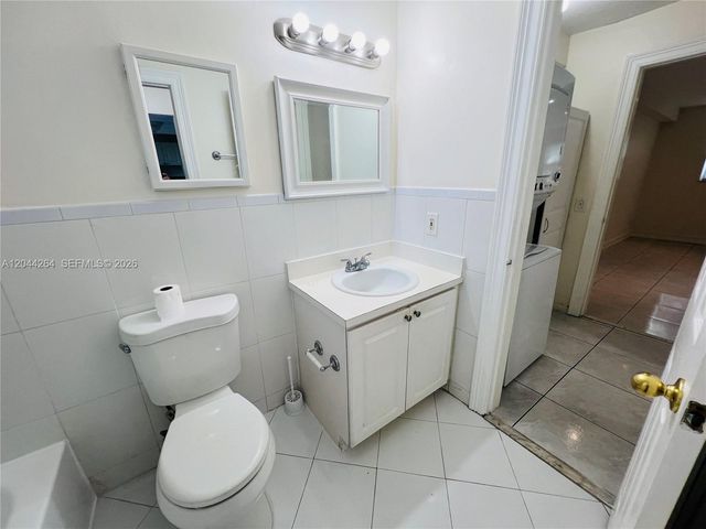 2050 NW 89th Avenue 108, Pembroke Pines, FL 33028
