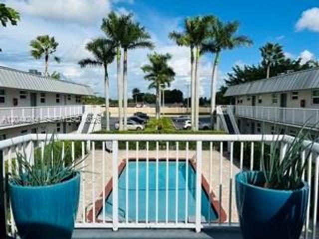 2050 NW 89th Avenue 108, Pembroke Pines, FL 33028