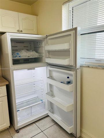 2050 NW 89th Avenue 108, Pembroke Pines, FL 33028