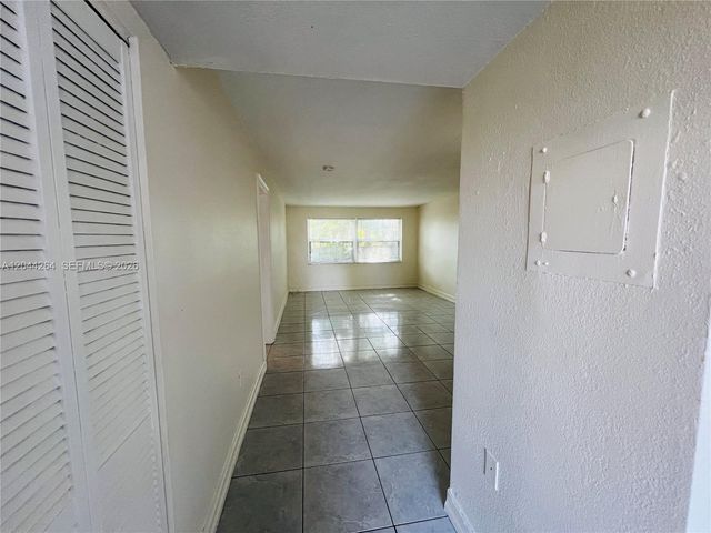 2050 NW 89th Avenue 108, Pembroke Pines, FL 33028