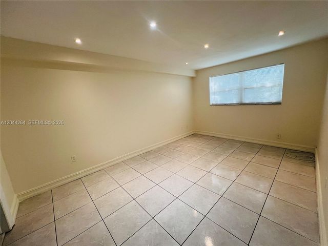 2050 NW 89th Avenue 108, Pembroke Pines, FL 33028