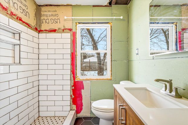 2716 2nd Avenue S, Minneapolis, MN 55408