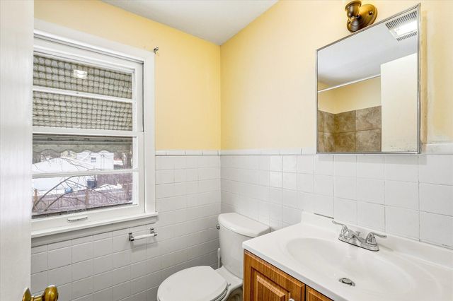 2716 2nd Avenue S, Minneapolis, MN 55408