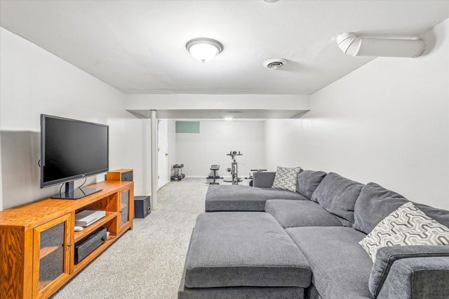 2716 2nd Avenue S, Minneapolis, MN 55408