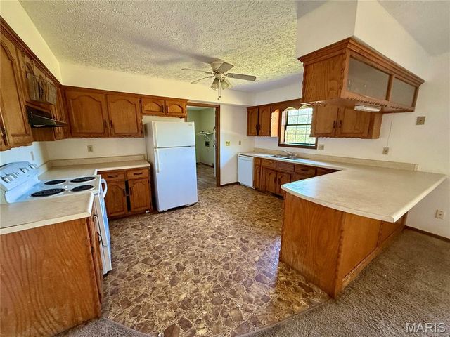 20585 Highway 28, Dixon, MO 65459