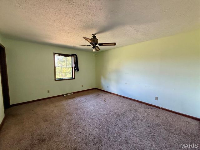 20585 Highway 28, Dixon, MO 65459