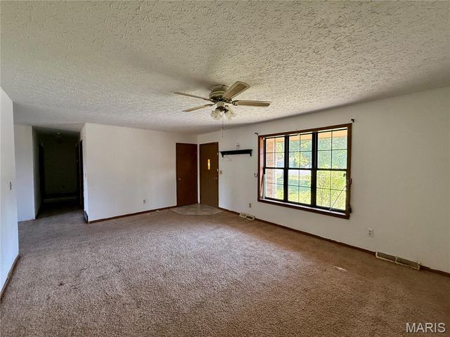 20585 Highway 28, Dixon, MO 65459