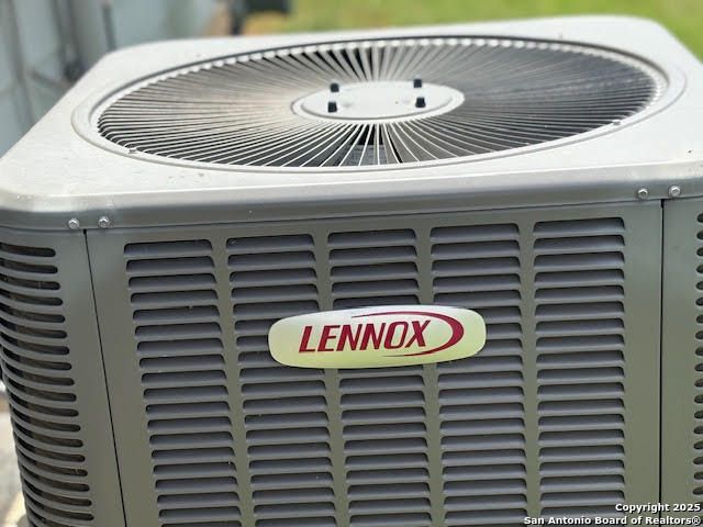 9811 Marbach Hl, San Antonio, TX 78245