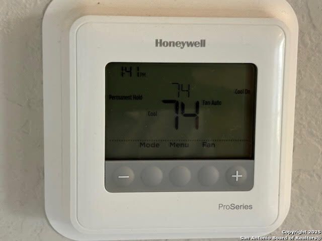 9811 Marbach Hl, San Antonio, TX 78245