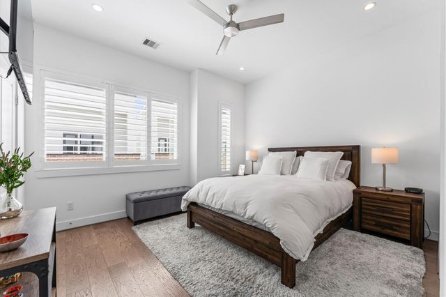 5827 Dolores Street, Houston, TX 77057