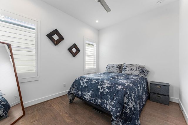 5827 Dolores Street, Houston, TX 77057